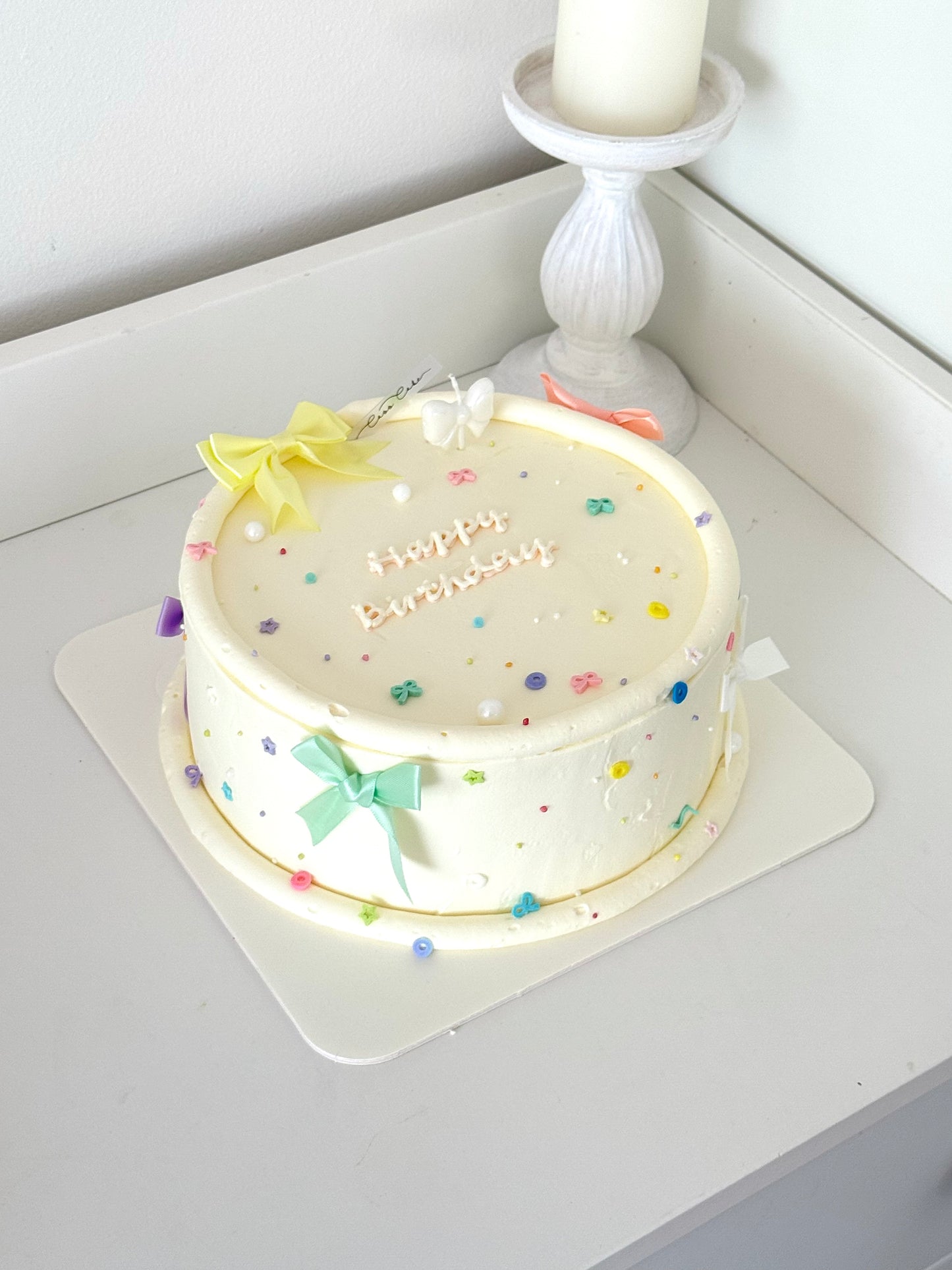 Ribbon and Sprinkle Cake